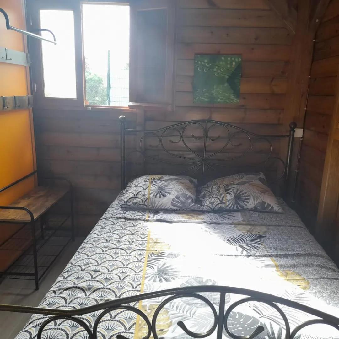 Gite De Germaine Sainte-Anne  Εξωτερικό φωτογραφία
